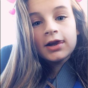 Meet your Posher, Lucy